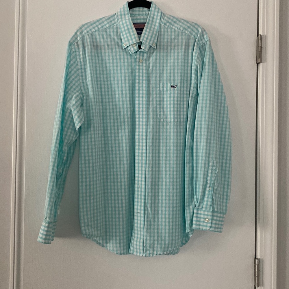 Men’s vineyard vines ticker shirt